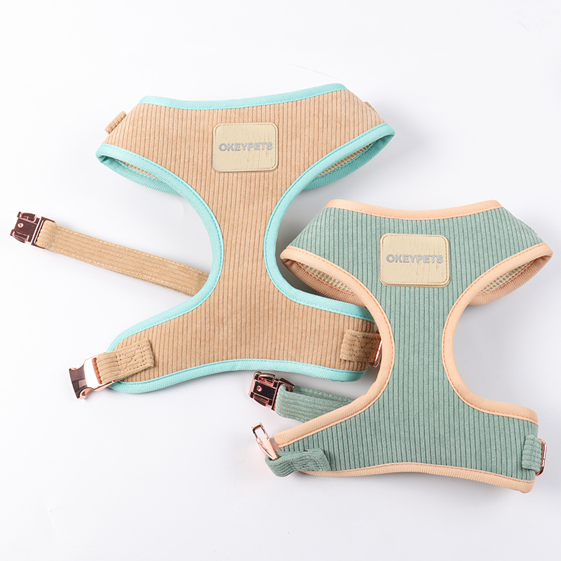 OKEYPETS Ensemble harnais et laisse réglable en velours côtelé pour chien avec logo - Ensemble harnais de luxe en velours côtelé de haute qualité 11