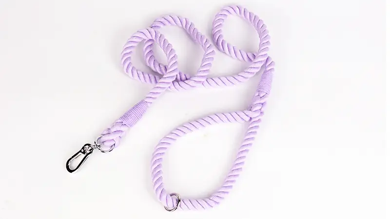 Laisse pour chien OKEYPETS en coton robuste et durable, fabriquée à la main, pour chien moyen ou grand. Convient aux chiens de taille moyenne ou grande. 1