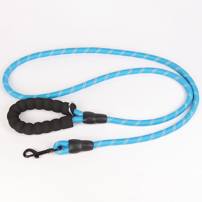 Laisse de sécurité OKEYPETS confortable, robuste et durable en corde avec poignée rembourrée pour chien, idéale pour l'entraînement, la course, les promenades ou les randonnées. 11