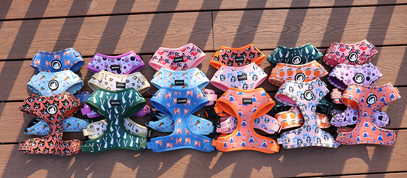 OKEYPETS - Sac à dos en néoprène imprimé animal, confortable et écologique, avec harnais ajustable pour chien. 15