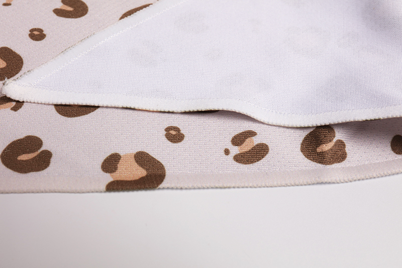 OKEYPETS - Bandana pour chien Okeypets personnalisé, réversible et ajustable, par sublimation, idéal pour l'anniversaire d'une chienne. Bandana à porter sur le collier. Tous les produits 12