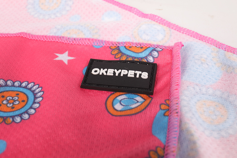 OKEYPETS Niestandardowa, wygodna chusta trójkątna z nadrukiem dla zwierząt domowych, szalik dla psa, chusta dla zwierząt domowych 12