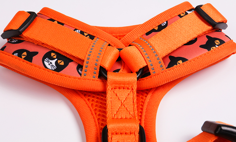 OKEYPETS - OKEYPETS OEM Accessoires pour animaux de compagnie personnalisés : ensemble harnais et laisse pour chien en néoprène et polyester rembourrés, imprimés, réfléchissants, réversibles et à dégagement rapide. 13