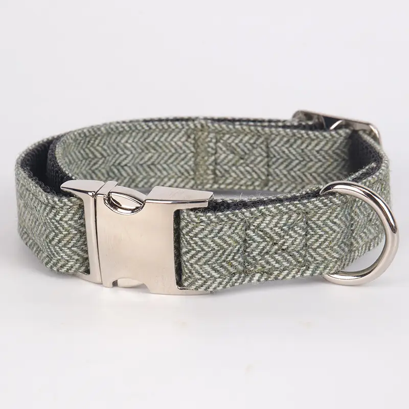 OKEYPETS - OKEYPETS Kæledyrsartikler i store mængder Brugerdefineret Mode Luksusstof Holdbart Metalspænde Fremstilling Stærkt Hundetræningshalsbånd Kæledyrshalsbånd 1