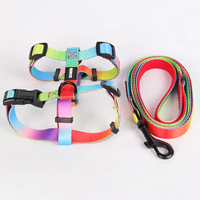 OKEYPETS - Harnais pour chien de luxe avec logo personnalisé, motif de sublimation ajustable, sangle souple et aspect raffiné, disponible en gros. Ensemble harnais/laisse pour animal de compagnie. 1