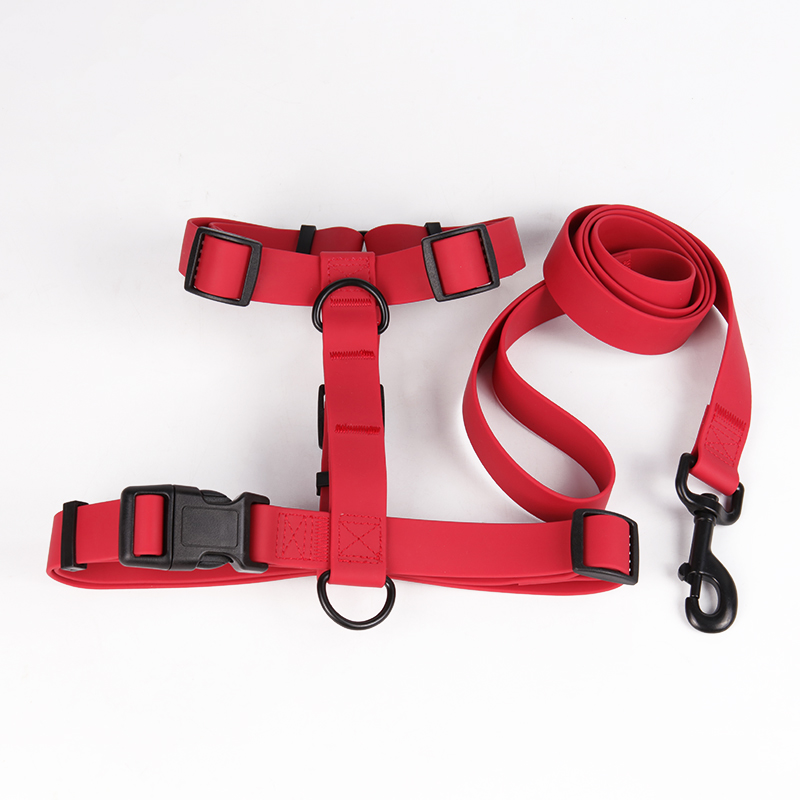 OKEYPETS - OKEYPETS Vente en gros de laisses et harnaiss pour chiens en sangle PVC imperméable et résistante à l'usure, pour une promenade en toute sécurité. Ensemble collier et laisse/harnais tendance pour chiens. 11