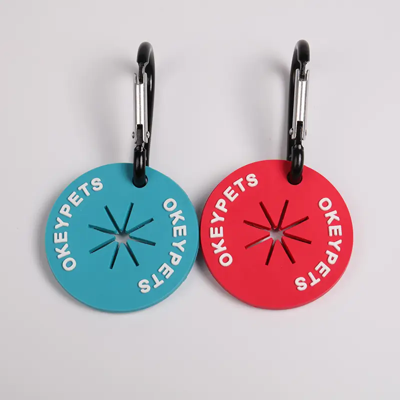 OKEYPETS - OKEYPETS Tilpas Logo Præget Rund Form Pvc Håndfri Klips Dispenser Kæledyr Hunde Afføringspose Holder Afføringspose Holder Klips 1