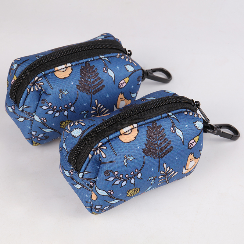 OKEYPETS - OKEYPETS Vente en gros Porte-sacs à déjections canines mains libres, écologique et coloré, en néoprène, personnalisable par sublimation 11