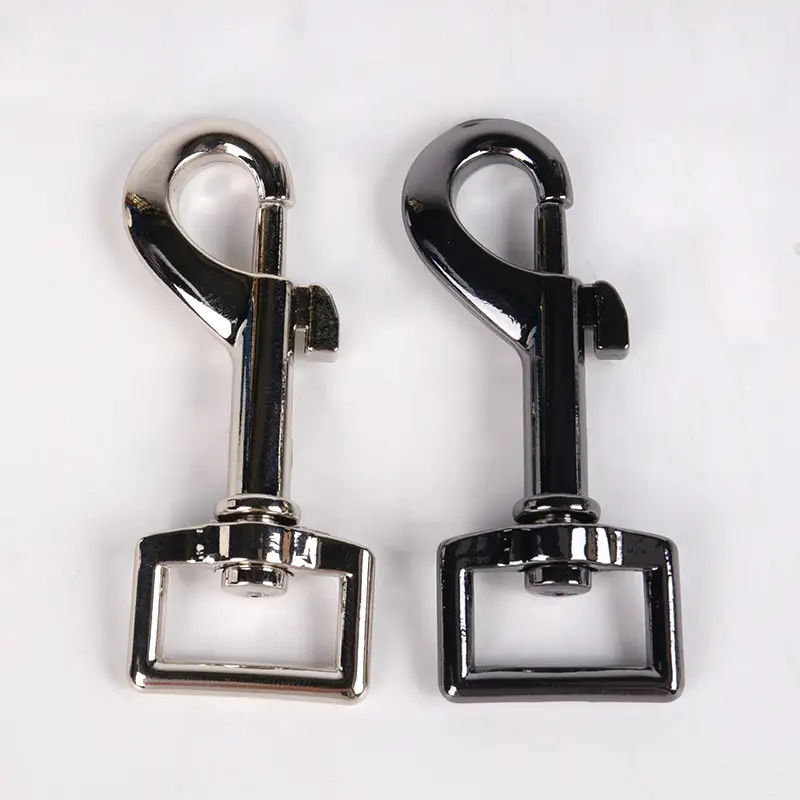 OKEYPETS - OKEYPETS Petite bandoulière de sac à main robuste pour chien, accessoires de fixation pour collier et laisse, boucle pivotante en métal. 1