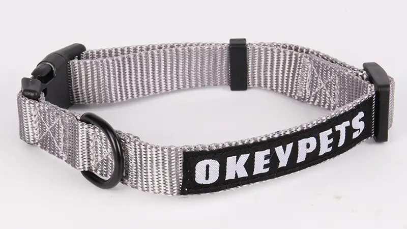 Collier pour chien OKEYPETS personnalisé, gris, réglable, en nylon haute densité 1