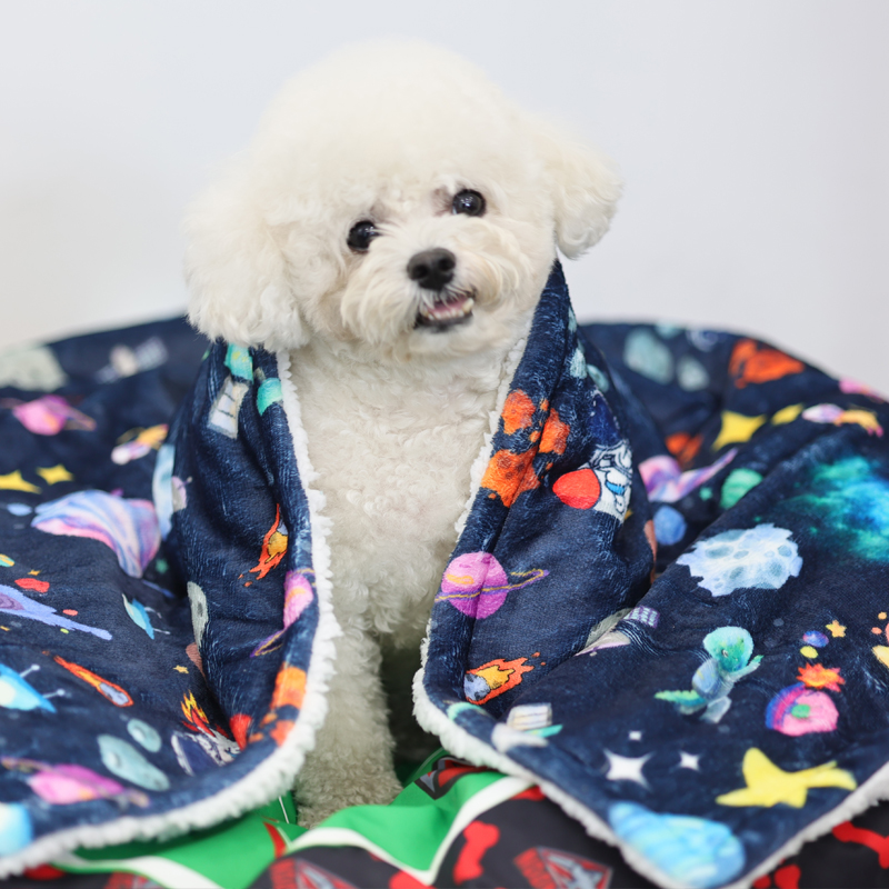 Couverture pour chien de haute qualité en gros, douce, chaude et moelleuse, imprimée en sherpa, personnalisable 15