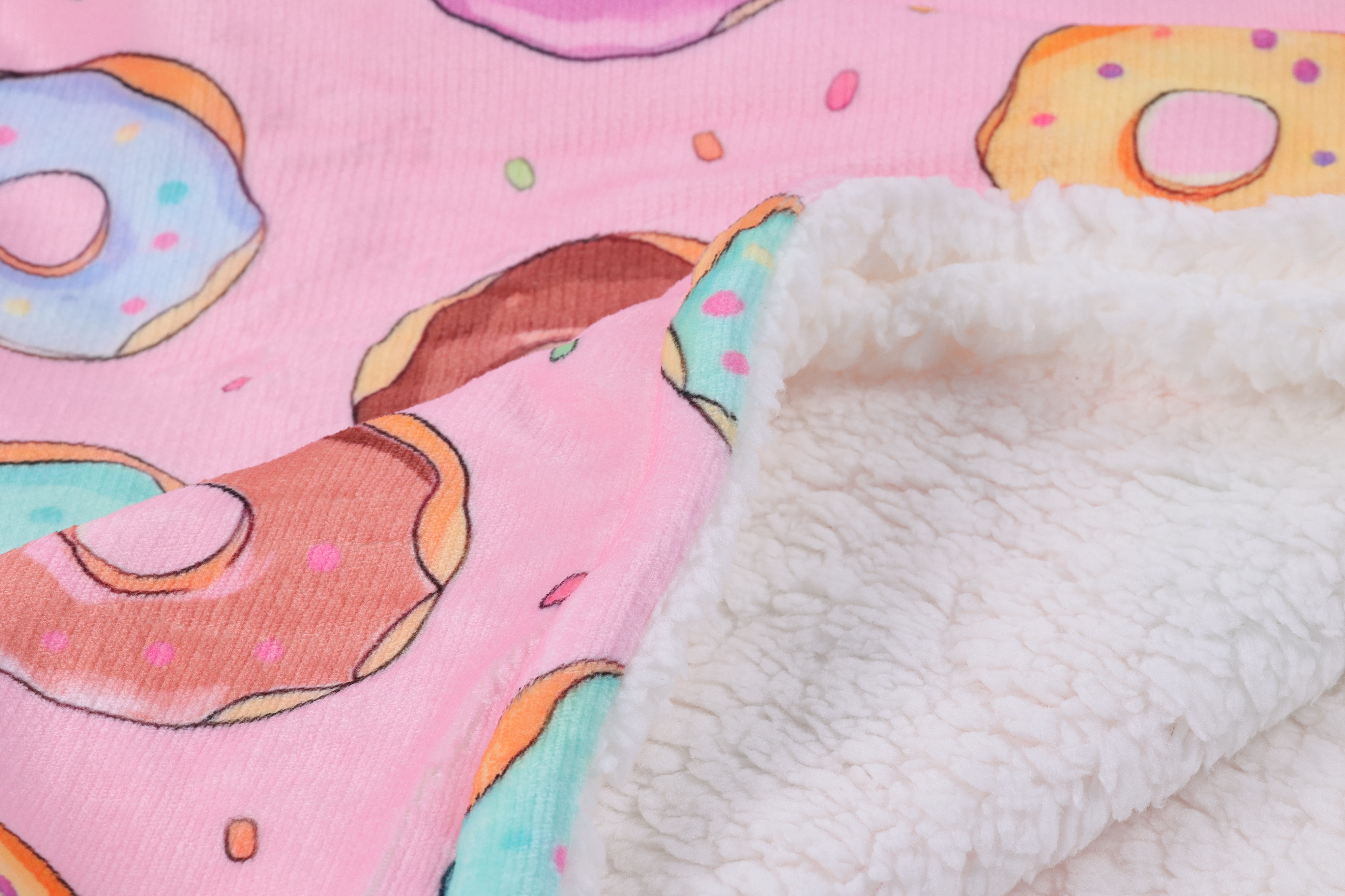 Couverture moelleuse pour chiens de petite et moyenne taille, jeté de canapé anti-urine, réversible, douce et chaude, en sherpa. 8