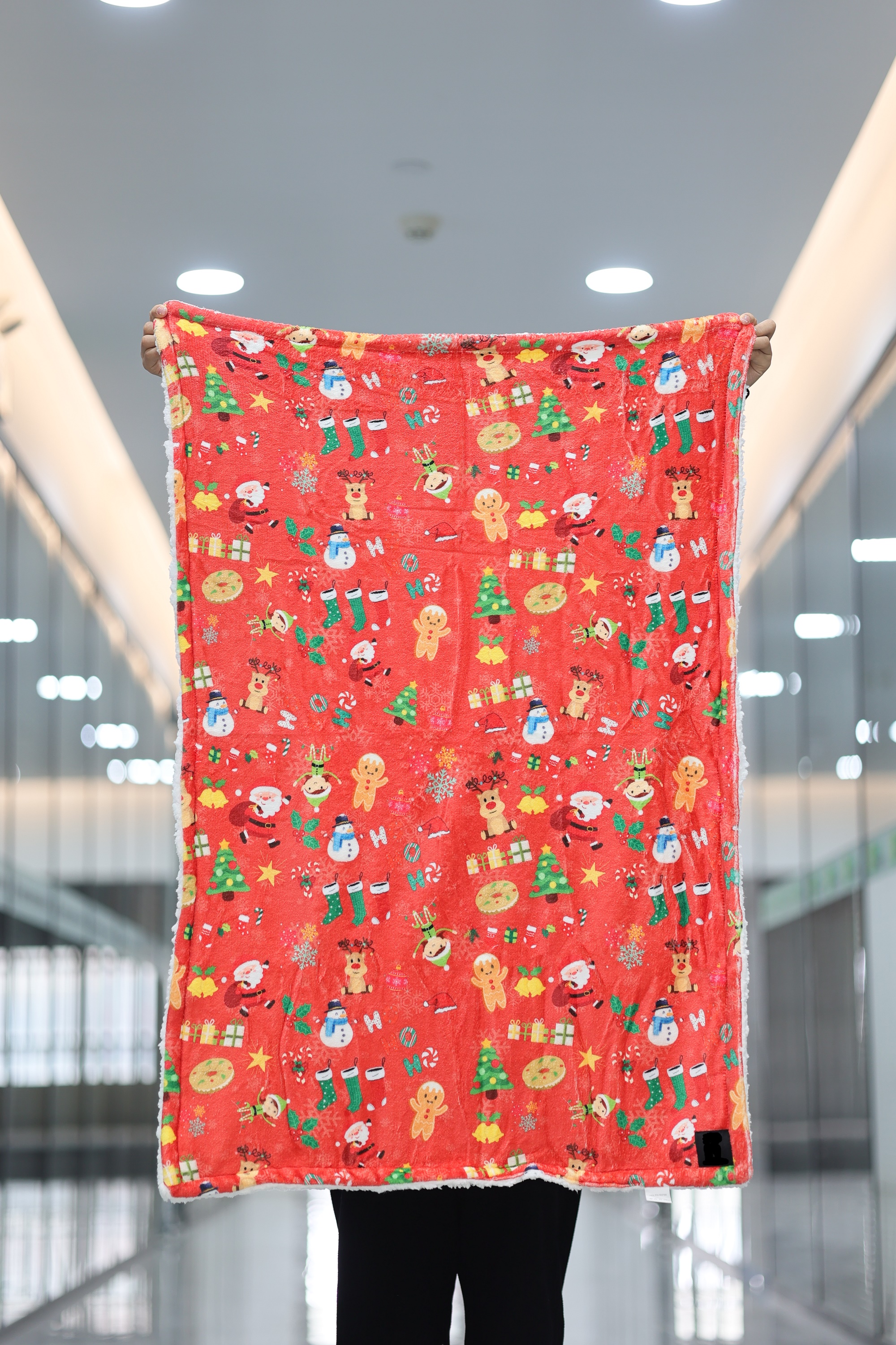 Couverture pour chien en flanelle polaire sherpa, jeté chaud et doux pour chiot, imprimé, peluche moelleuse, idéale pour le canapé et le lit de votre animal de compagnie. 11