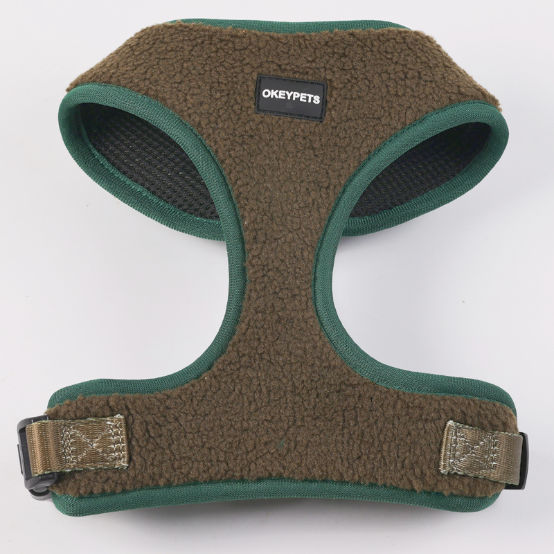 Harnais pour chien avec lampe et laisse, gilet anti-étranglement, harnais ajustable en sherpa avec anneau en D à l'avant 7