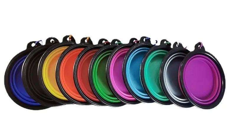Gamelles pliables pour chiens et chats, idéales pour les voyages. Disponibles en gros. Fabriquées en silicone alimentaire et sans danger pour les petits chiens et chats. 1