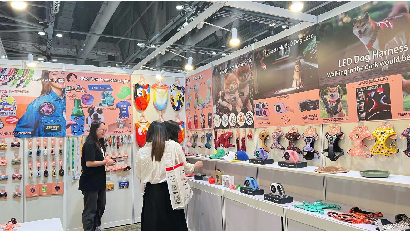 Salon Global Source Hongkong Le premier jour, nous avons rencontré plein de nouveaux amis 6