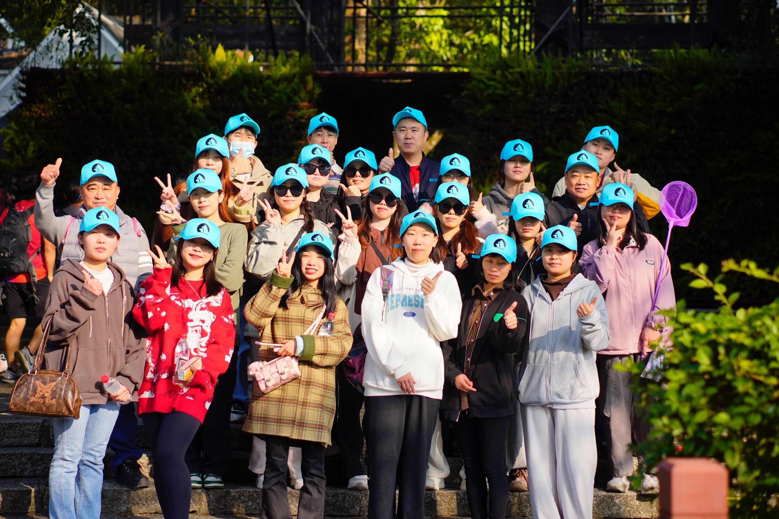 OKEYETS празднует Новый год 2