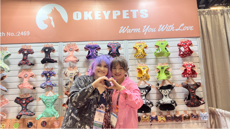 Lors de notre rencontre avec notre cliente américaine, Vensy, au salon mondial 2