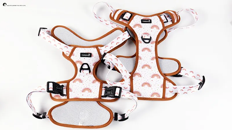 Producent af specialfremstillede bæreseler til hunde i løs vægt | OKEYPETS 1