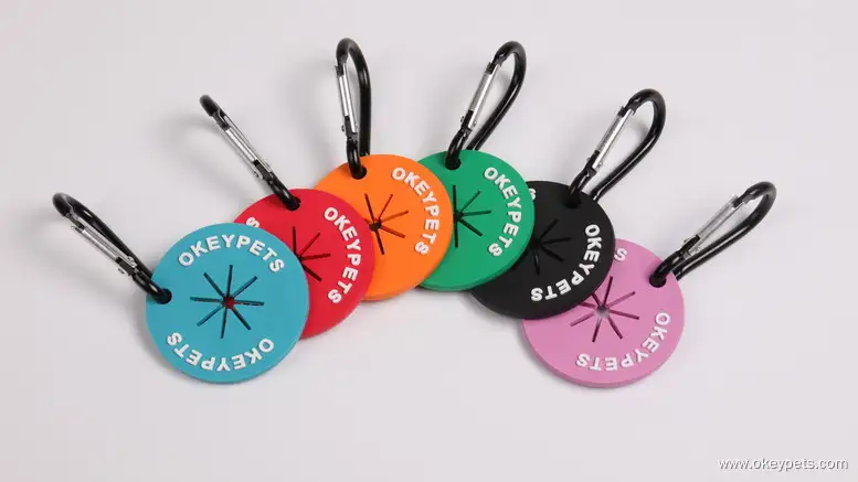 Clips personnalisés pour sacs à déjections canines, porte-sacs en silicone pour laisses 1