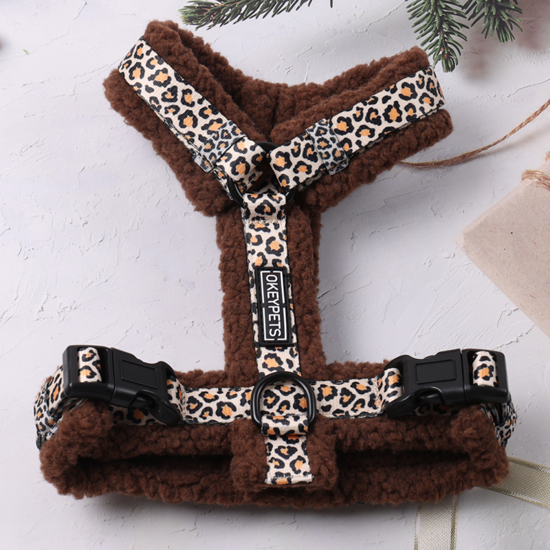 Customizable sherpa dog harness with optional branded PVC logo and adjustable straps