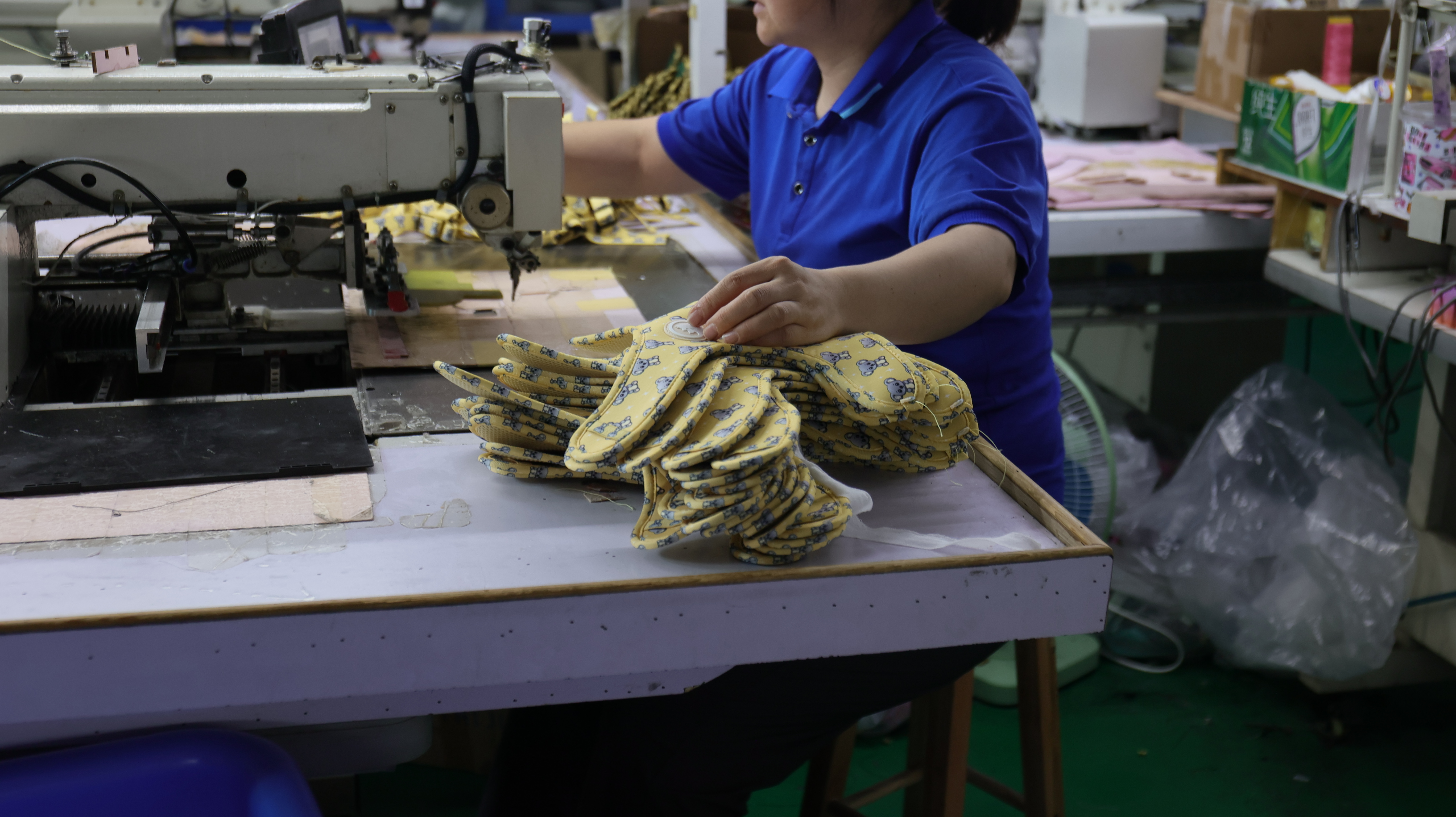 Factory Custom Plaids Tweed Dog Harness New Styles Adjustable Dog Neck Harness 24