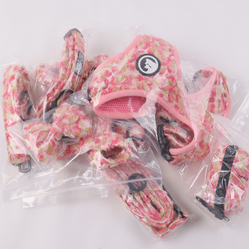 Ensemble harnais pour chien ajustable et personnalisé au crochet de fleurs, collier et laisse pour chien 23