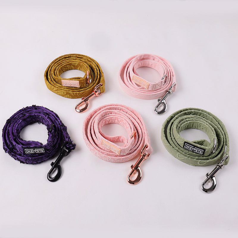 Ensemble harnais, laisse et collier brodés pour chien (collection 2025) 17