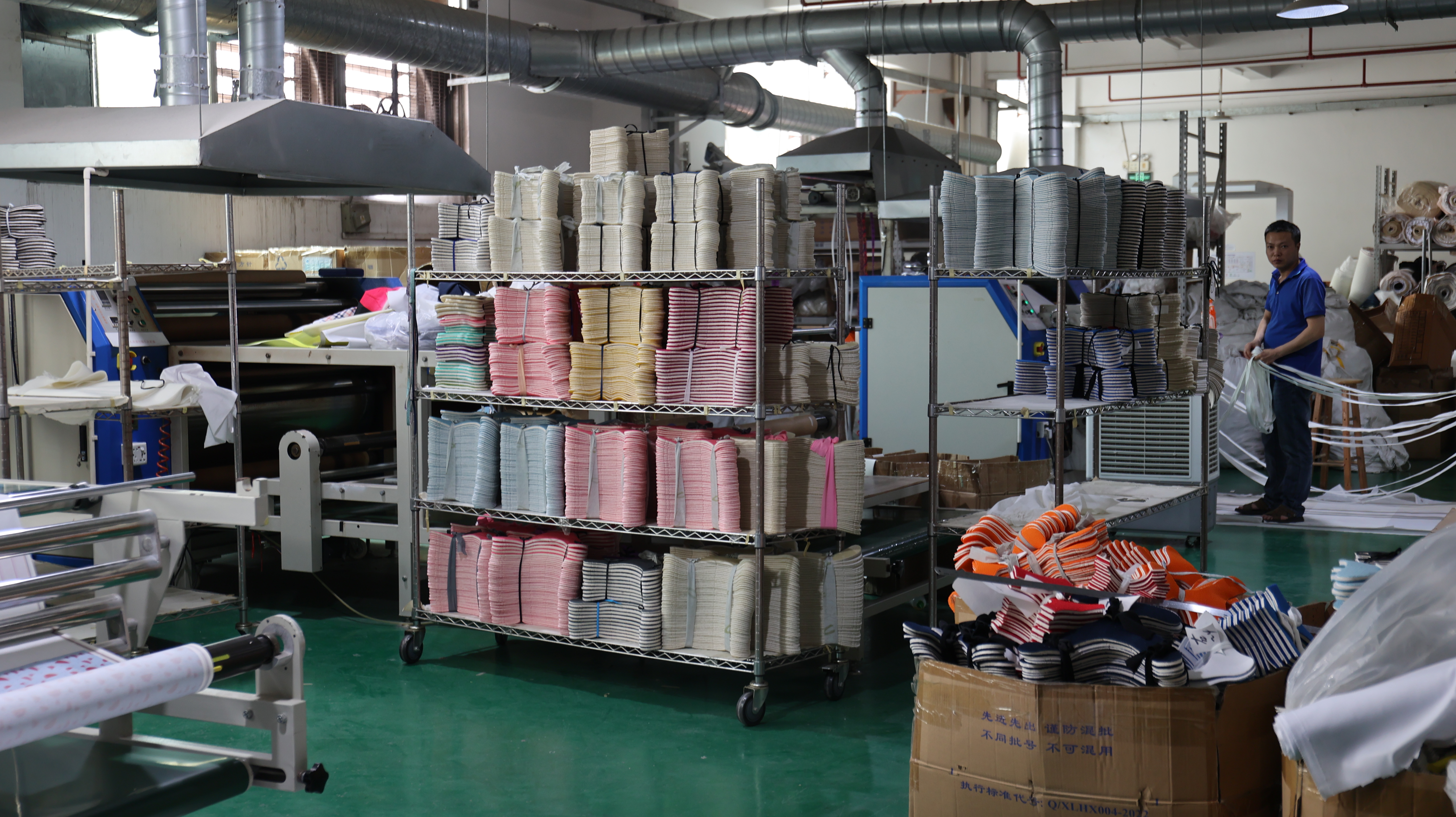 Ensemble harnais pour chien personnalisé avec motif mignon, collier et laisse pour animal de compagnie 35