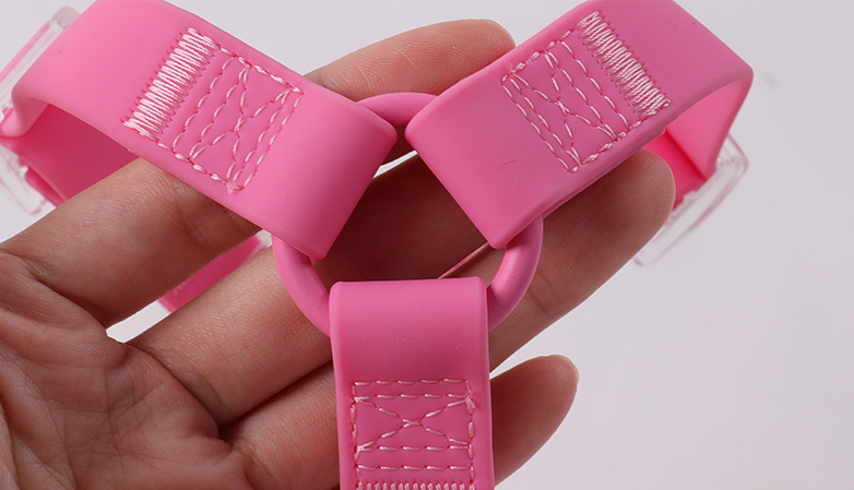 Harnais anti-traction pour chien ajustable et personnalisable en PVC imperméable. 9