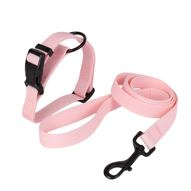 OKEYPETS, fabricant de colliers, harnais et laisses personnalisés en PVC pour chiens 7