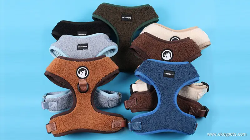 Harnais pour chien personnalisé multicolore en laine polaire douce d'agneau, ensemble de harnais assortis 1