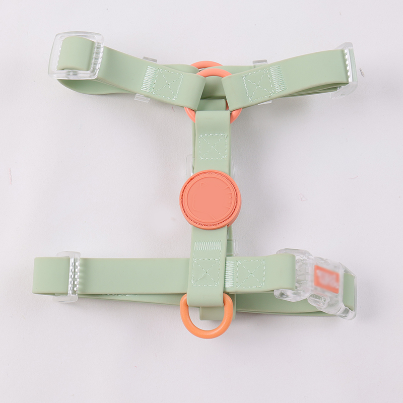 Harnais anti-traction pour chien ajustable et personnalisable en PVC imperméable. 19