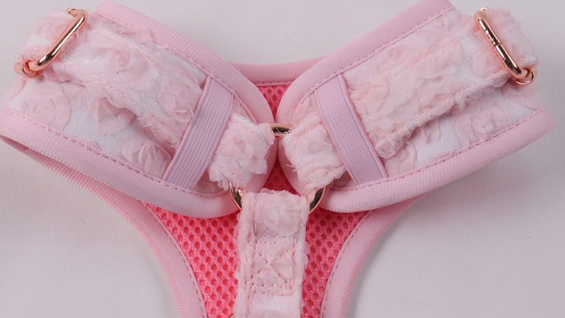 Harnais pour chien Okeypets avec nœud papillon et laisse en crochet fleuri, ensemble de harnais personnalisé. 12