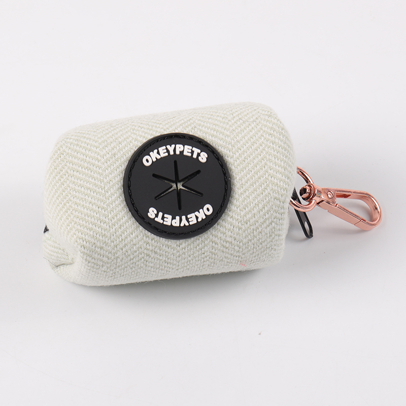 Distributeur de sacs à déjections canines en tweed et sergé sur mesure - Usine 9