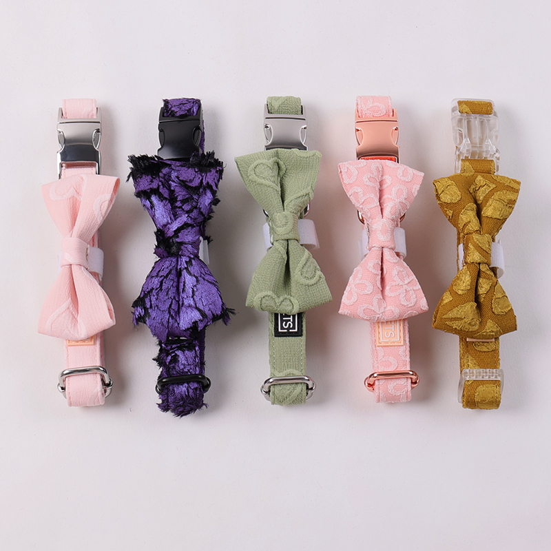 Fabricants de colliers pour chiens brodés personnalisés 7