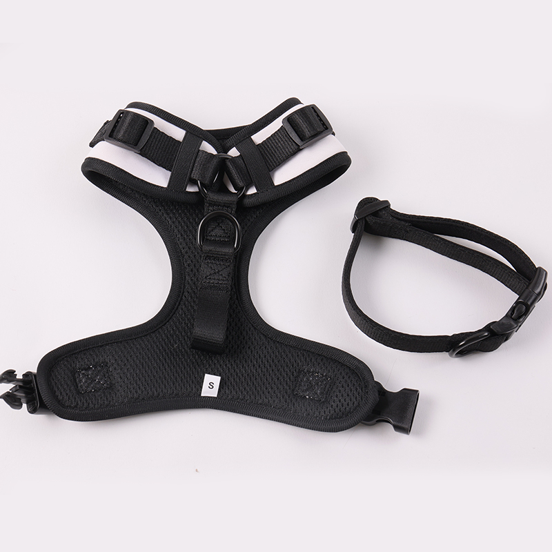 Harnais pour chien uni avec collier réfléchissant en néoprène rembourré et doux 18