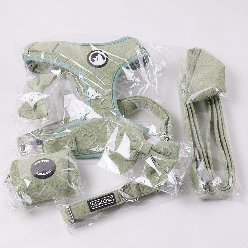 Broderad hundsele fabrik anpassad blomdesign justerbar husdjurssele 25