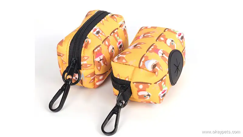 OKEYPETS, fabricant chinois de porte-sacs à déjections canines en néoprène sur mesure 1