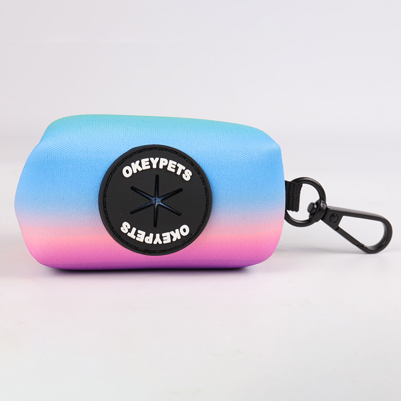 OKEYPETS, fabricant chinois de porte-sacs à déjections canines en néoprène sur mesure 15
