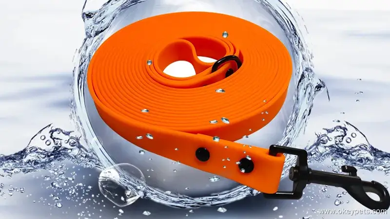 Laisse pour chien en gros, souple, imperméable et luxueuse, en PVC. 1