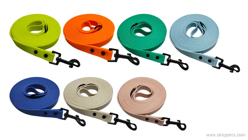 Laisse pour chien imperméable et résistante en PVC et néoprène, facile à nettoyer, en gros. 1