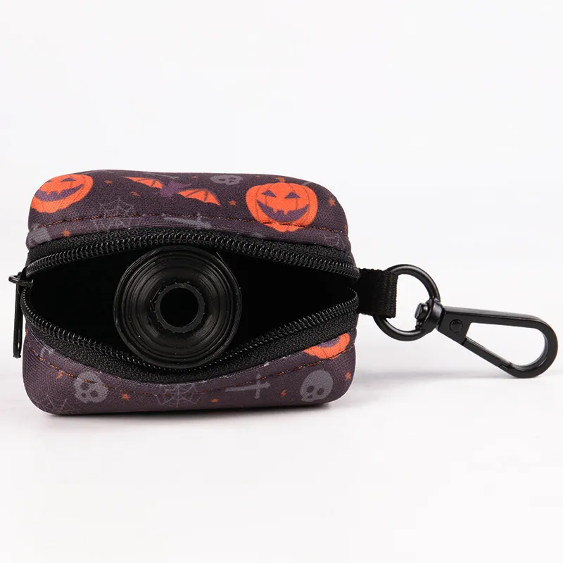 OKEYPETS Porta sacchetti per escrementi di animali domestici in neoprene per Halloween, per esterni, simpatico dispenser per sacchetti per escrementi di cani e cuccioli 13