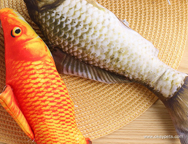 Jouet à mâcher pour chat en gros, oreiller en peluche en forme de poisson, nombreux modèles de jouets pour chats en forme de poisson 7