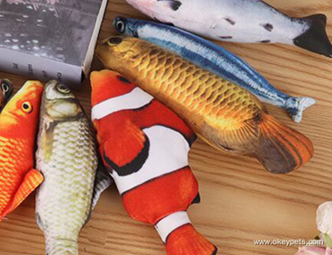 Jouet à mâcher pour chat en gros, oreiller en peluche en forme de poisson, nombreux modèles de jouets pour chats en forme de poisson 8