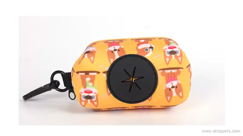 OKEYPETS — производитель неопреновых портативных держателей для пакетов для собачьих экскрементов, предназначенных для использования на открытом воздухе, с крючком-сумкой для поводка. 1