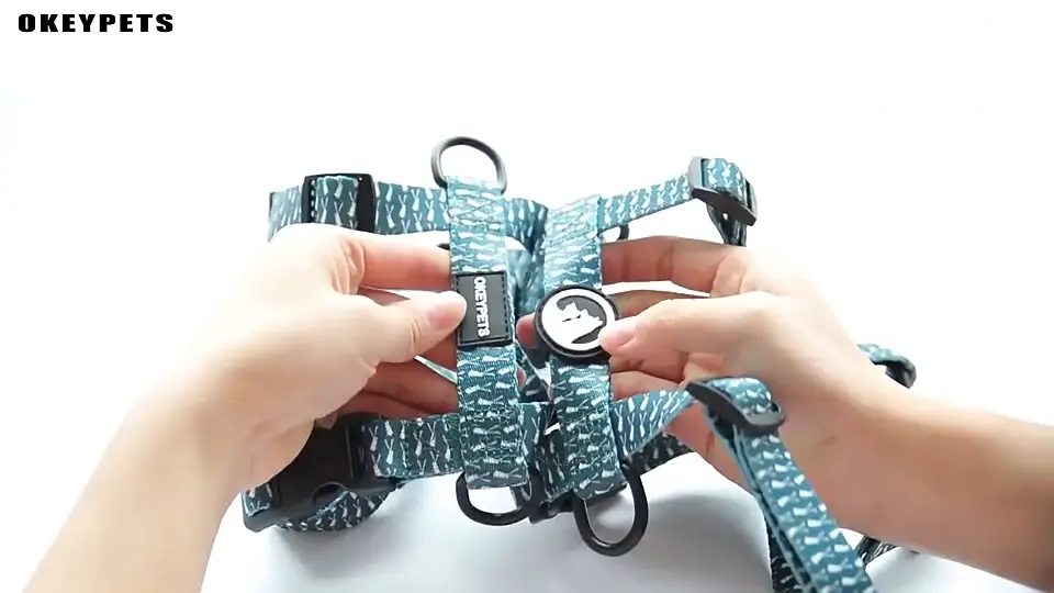 Állítható, húzásmentes kutyahám pórázkészlet kis és közepes testű kutyáknak, hátcsatos, csavarodásgátlóval 1