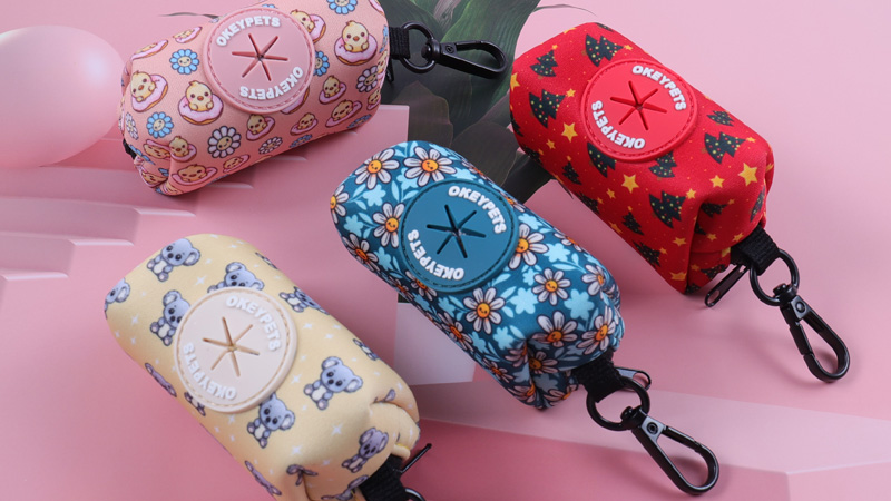 Quid est sacculus stercoris canini tenens? 1