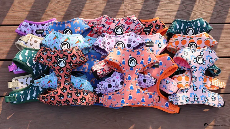 Colorful Neoprene Dog Harness - Comfortable and Reflective 1