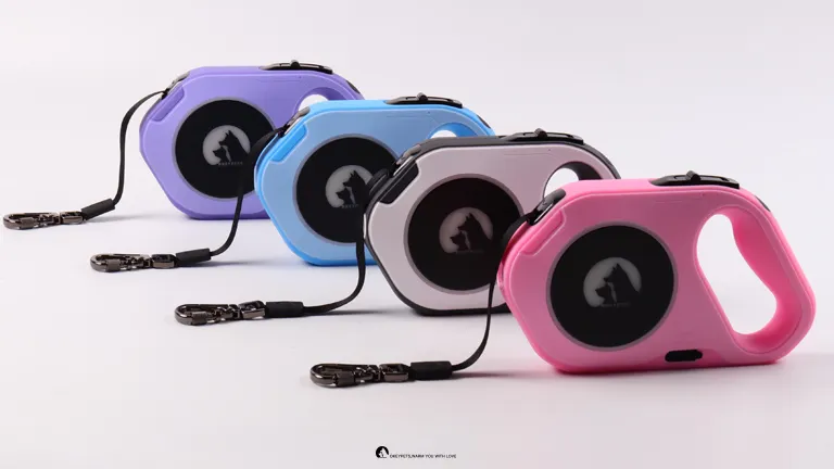 LED Retractable Dog Leash - Secure Nighttime Walks 1